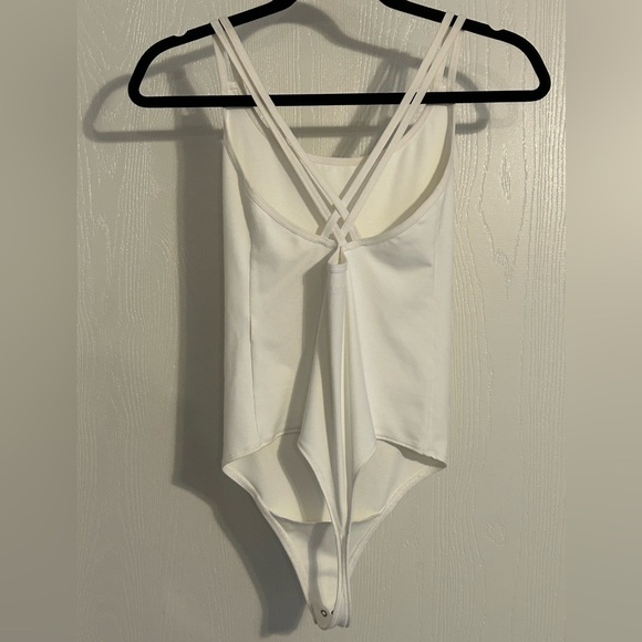 Abercrombie & Fitch Cream Soft Collection Top - Picture 4 of 6